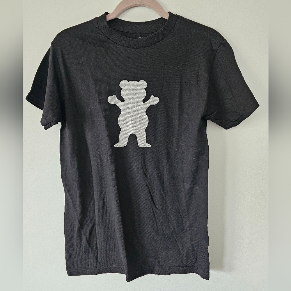 Grizzly NWOT bear t shirt